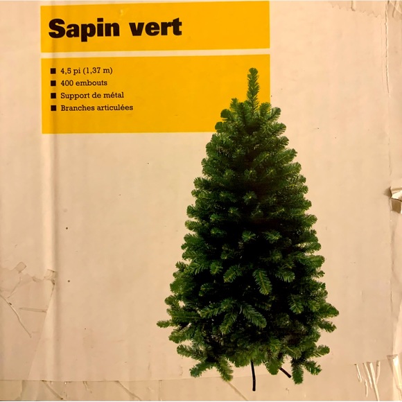4.5ft Artificial Christmas Evergreen Pine Tree With Stand - Picture 2 of 4